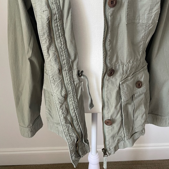 LL Bean Women’s Utility Jacket - Olive - Size M - Picture 2 of 14